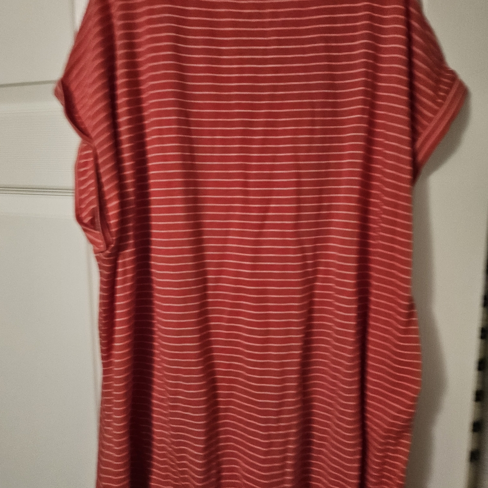 Maurices 24/7 Red Striped Tie-Front Women's Top Size 2X - Picture 2 of 3